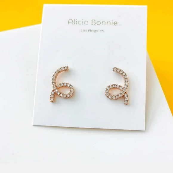Alicia Bonnie Show Your Love rose gold Earrings NWT - Picture 1 of 3